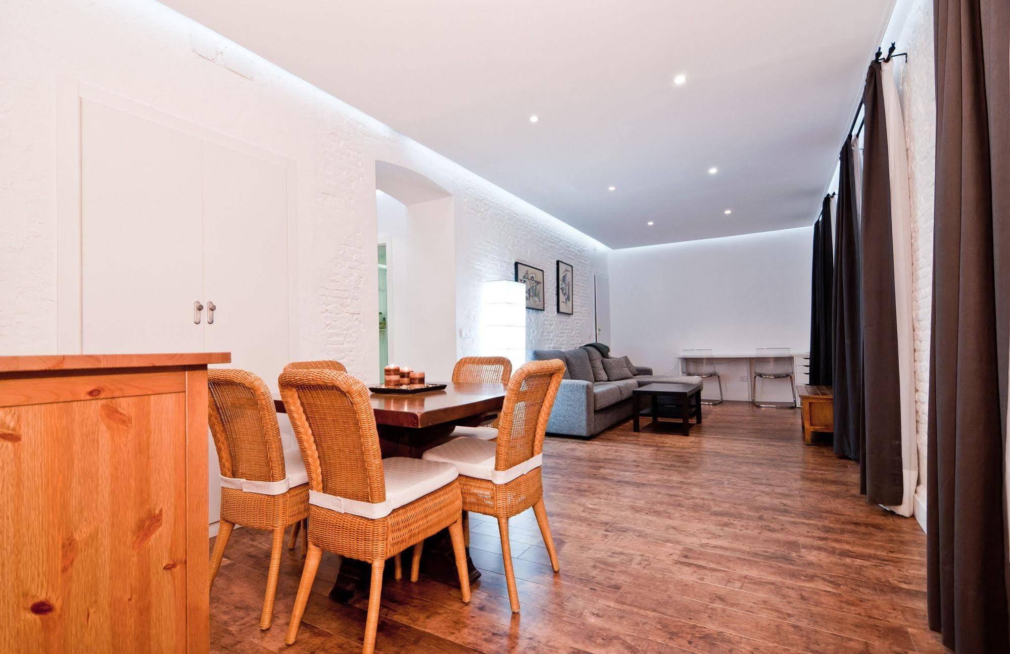 Apartamento Retiro Madrid Ngoại thất bức ảnh